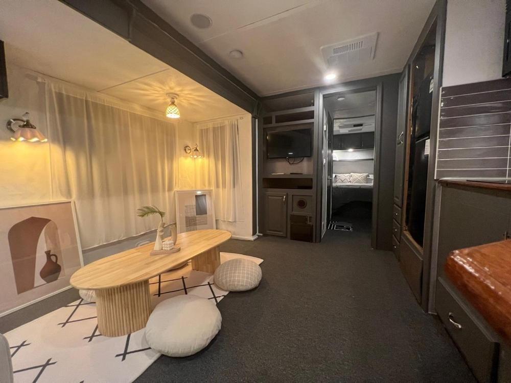 Отель Sokcho New York Caravan Номер фото